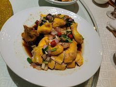 -顺峰海鲜酒楼(省府店)