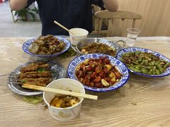 -江城燕子大排档(江汉路步行街店)