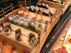 -荣誉国际酒店-云顶旋转餐厅