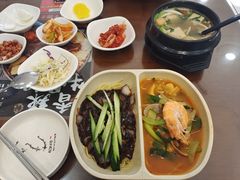 -贵宾庄炸酱面·韩式料理(高区店)