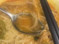 -成群小食店