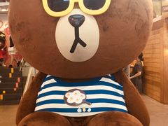 -LINE FRIENDS Garosu-gil Flagship Store