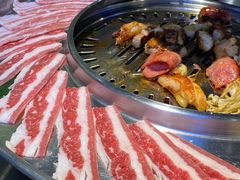 -哈哈碳都·牛肋条无限自助烤肉(宝龙店)
