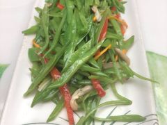 五彩花菇荷兰豆-云海肴汽锅鸡·云南小炒(曲江大悦城店)