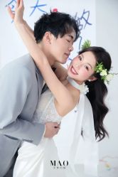 -MAO亲爱的猫婚纱摄影工作室