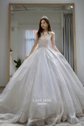 -Lady  Jane高端婚纱礼服馆