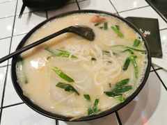 -肥汁米蘭香港米线(长宁来福士店)