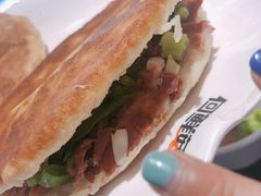 -何鲜菇火锅(大营盘店)