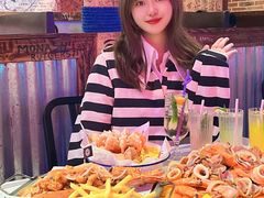 -The Boiling Crab宝灵蟹手抓海鲜(中国首店)