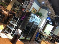 -陆记牛庄·碳锅龙虾烧烤(爱上花园店)