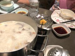 -捞王锅物料理(上海世茂广场店)