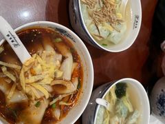 红汤辣馄饨-熙盛源(复兴路店)