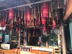 -老滇山寨•云南特色菜•地方菜•民族风情歌舞表演(金碧店)