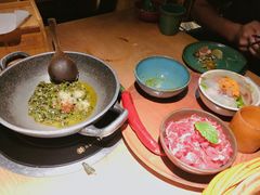-吃饭皇帝大土家民族菜(正大广场店)
