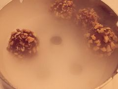 巧克力冰淇淋-柏翠莊園餐廳
