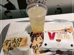 -麦当劳(卫星广场店)