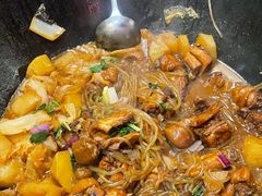 -粘豆包铁锅炖二部(温泉街店)
