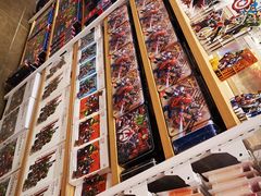 -名创优品(北京新中关购物中心地铁层店)