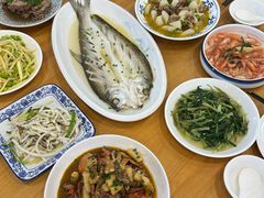 -品鲜村农家菜·阳澄湖大闸蟹(总店)