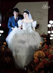 -艾米婚纱&婚礼策划