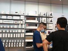 -Apple零售店(华贸购物中心店)
