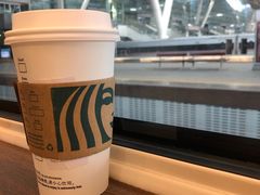 -星巴克(广州南站A18检票口楼上)