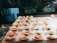 -雍容荟帝王蟹活龙虾展台自助(IFS黑金店)