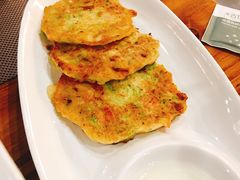 西葫芦饼配酸奶-TUK土耳其餐厅·下午茶(卢湾店)