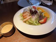 -卡普里披萨·牛扒·下午茶