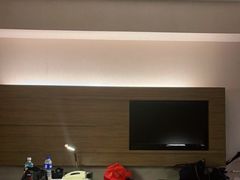 -上海滴水湖皇冠假日酒店