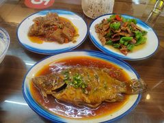 -缘来聚·徽菜名店(黄山宏村店)