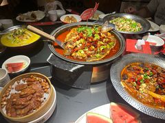 -辣尚瘾·烤鱼·新川菜(交大直营店)
