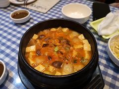 -益百岁牛尾汤(香山路店)