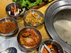 餐前小菜-姜虎东白丁烤肉(虹桥天地店)