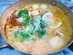 冬阴功海鲜米粉汤-长勺子东南亚(街道口店)