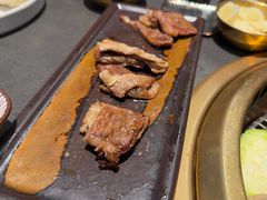 -铭牛烧肉·和牛海鲜自助(高新月牙湖店)