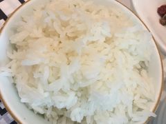 -丹江口渔村·湘味厨房(桃园店)