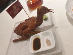 非遗红烧乳鸽-侨美·唐荔园·40年地道粤菜