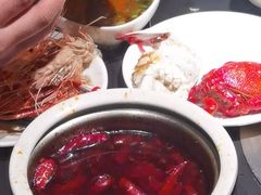 -钱小奴海鲜自助黑金店(杭州滨江龙湖店)