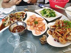 -覃记海鲜美食餐厅