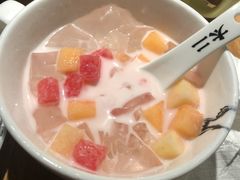 现任椰奶冰粉-太二酸菜鱼(正大广场店)