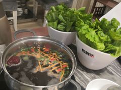 -何鲜菇火锅(大营盘店)