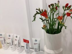 -Hi Beauty Skin 科技美肤中心