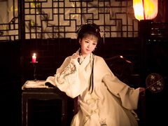 -九月鹰飞汉服摄影工作室