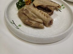 卤水鹅翅-白天鹅宾馆-宏图府餐厅
