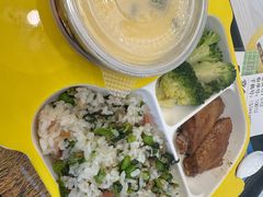 -老娘舅餐厅(黄龙体育中心店)
