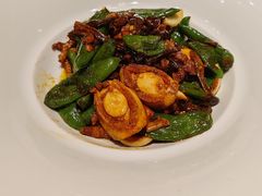 青椒焖10头黄金鲍鱼-辣螃铠盆盆蟹大排档(海昌店)