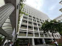 -香港大学