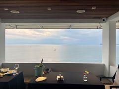 -蜜悦·波西塔诺悬崖海景餐厅