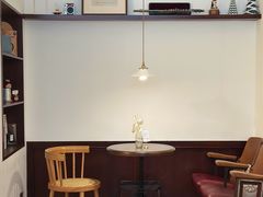 -Café Monson